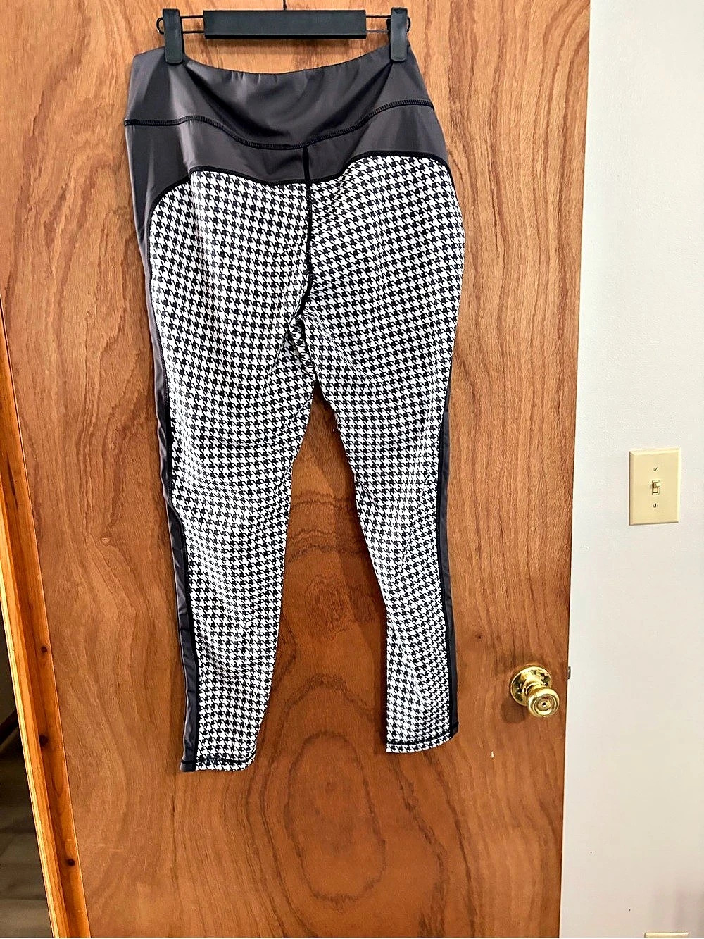 White Birch Houndstooth Panel Leggings Size 1X Like New